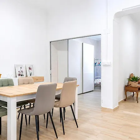 Wunderschönes Haus In La Barraca D'aigües Vi Ferienhaus *